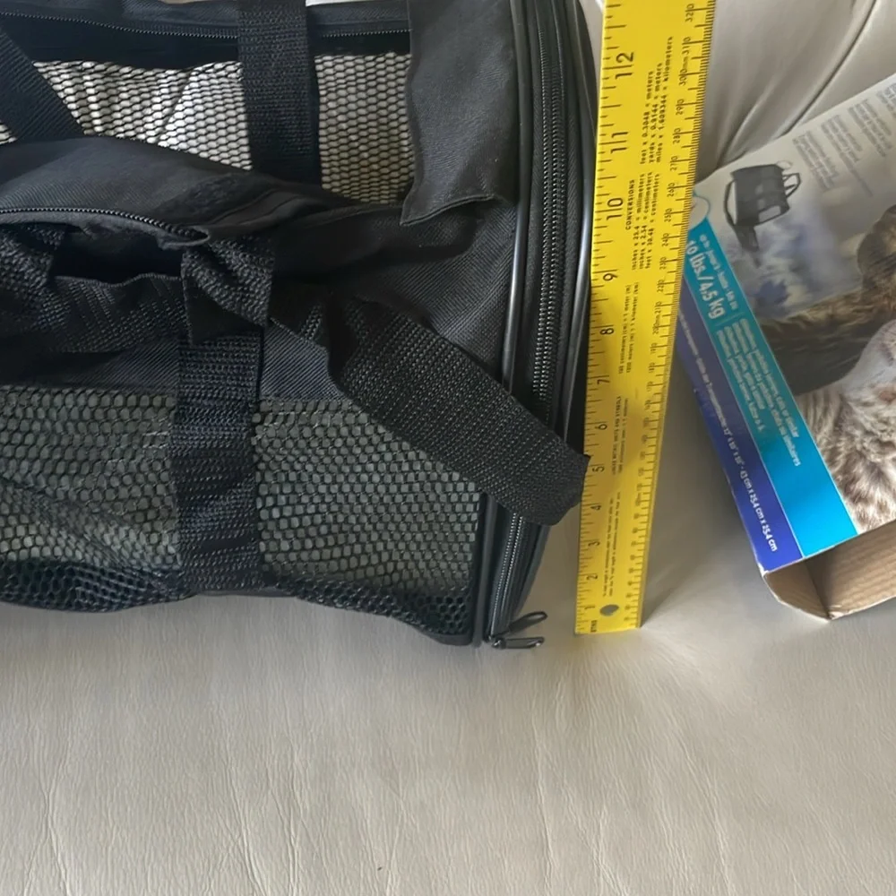 Petmate soft sided Kennel Cab for small pets